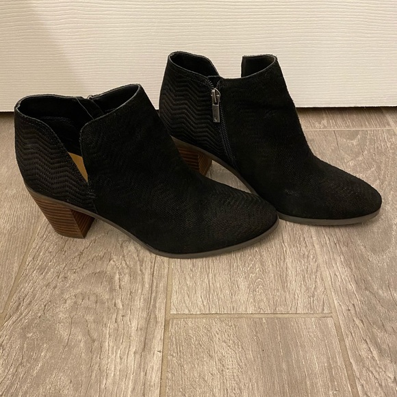 Lucky Brand black ankle boots - Picture 8 of 8